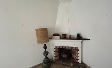 VENDE CASA MULTIFAMILIAR C COCHERA EN LOTE PROPIO