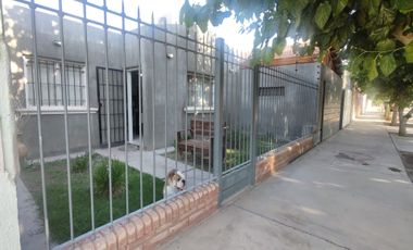 VENTA CASA APTA CREDITO - RIVADAVIA B 22 DE ABRIL