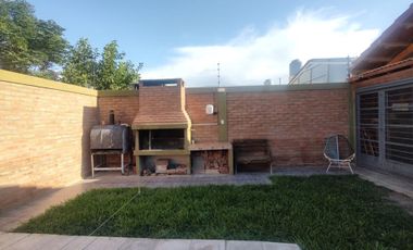 VENTA CASA APTA CREDITO - RIVADAVIA B 22 DE ABRIL