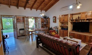 VENTA CASA APTA CREDITO 3 DORMITORIOS EN RIVADAVIA