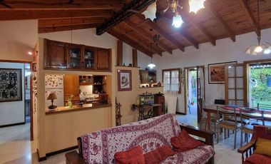 VENTA CASA APTA CREDITO 3 DORMITORIOS EN RIVADAVIA