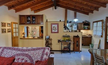 VENTA CASA APTA CREDITO 3 DORMITORIOS EN RIVADAVIA