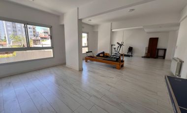 VENTA DEPTO 3 AMBIENTES CON PILETA Y COCHERA LOMAS