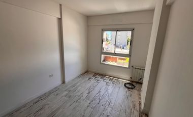 VENTA DEPTO 3 AMBIENTES CON PILETA Y COCHERA LOMAS