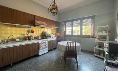 VENTA BLOCK PH  3 AMB + 2 LOCALES + GARAGE MERLO