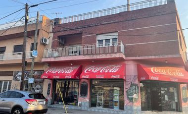 VENTA BLOCK PH  3 AMB + 2 LOCALES + GARAGE MERLO