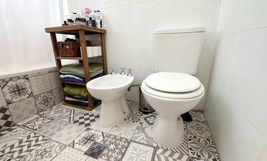 VENTA DUPLEX 3 AMB. PARQUE, QUINCHO APTO CREDITO