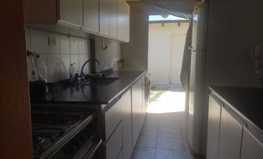 VENDE CASA 3 AMB + UN DEPTO 2 AMB. CAMPANA