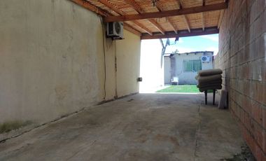 VENDE CASA 3 AMB + UN DEPTO 2 AMB. CAMPANA