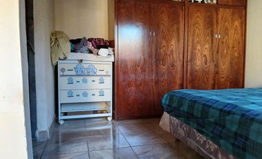 VENDE CASA 3 AMB + UN DEPTO 2 AMB. CAMPANA