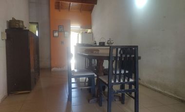 VENDE CASA 3 AMB + UN DEPTO 2 AMB. CAMPANA