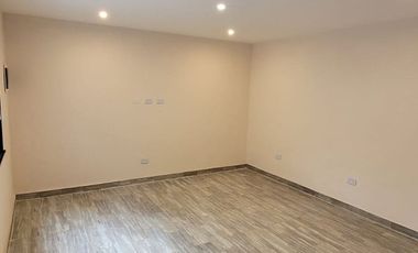 VENTA CASA 4 AMBIENTES CON COCHERA EN QUILMES