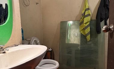 Casa en Venta en Oportunidad inversionistas: Propiedad industrial con uso mixto (Residencial/Bodegaje). Padre Orellana, Maule con Portugal