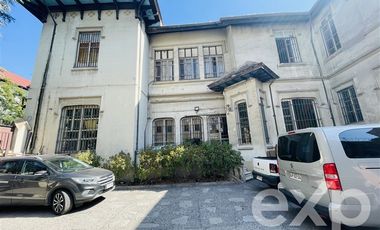 Oficina en Arriendo en Cienfuegos y Erasmo Escala