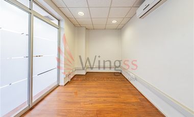 Oficina en Arriendo en Andres Bello / Los Leones - Amplia Oficina