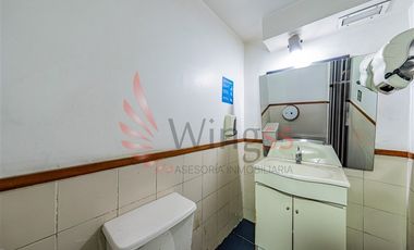 Oficina en Arriendo en Andres Bello / Los Leones - Amplia Oficina