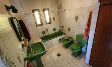 LOTE CON CASA 7 AMBIENTES EN VENTA MONTE GRANDE