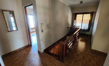 LOTE CON CASA 7 AMBIENTES EN VENTA MONTE GRANDE