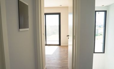 CASA EN VENTA A LA LAGUNA SAN SEBASTIAN