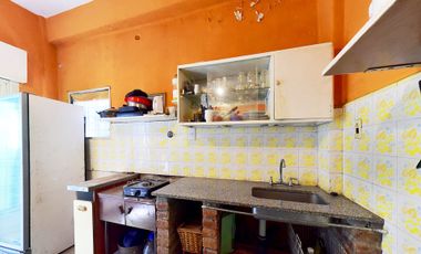 VENTA CASA 3 AMB  RAMOS MEJÍA PATIO TERRAZA PLANO