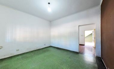 VENTA CASA 3 AMB  RAMOS MEJÍA PATIO TERRAZA PLANO