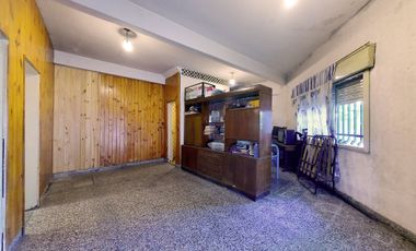 VENTA CASA 3 AMB  RAMOS MEJÍA PATIO TERRAZA PLANO