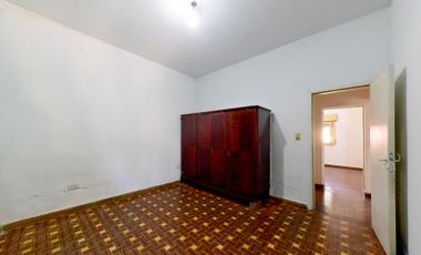 VENTA CASA 3 AMB  RAMOS MEJÍA PATIO TERRAZA PLANO