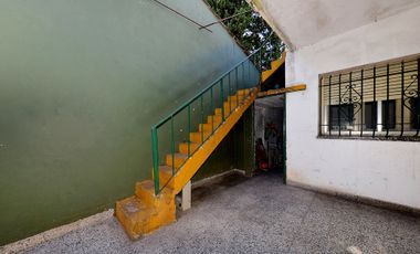 VENTA CASA 3 AMB  RAMOS MEJÍA PATIO TERRAZA PLANO