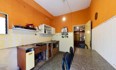 VENTA CASA 3 AMB  RAMOS MEJÍA PATIO TERRAZA PLANO