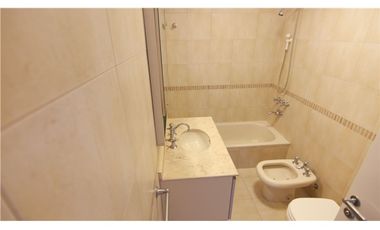 Alquiler 3 amb  dependencia + cochera y baulera