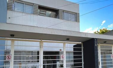 Monoambiente en Ayala 128 - 2do piso - dpto. 