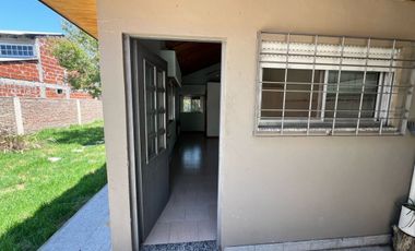 VENTA CASA QUILMES OESTE REFACCIONADA A NUEVA