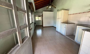 VENTA CASA QUILMES OESTE REFACCIONADA A NUEVA