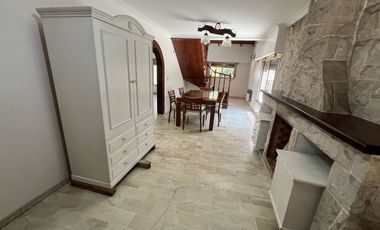 VENTA CASA QUILMES OESTE REFACCIONADA A NUEVA