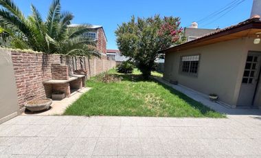 VENTA CASA QUILMES OESTE REFACCIONADA A NUEVA