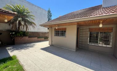 VENTA CASA QUILMES OESTE REFACCIONADA A NUEVA