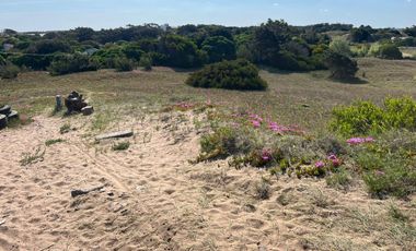 Venta de terreno en Costa Bonita, a metros del mar