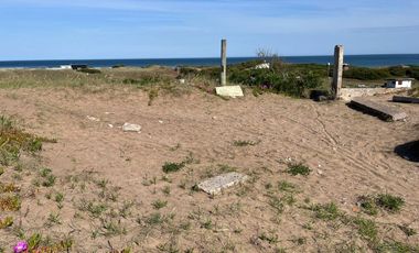 Venta de terreno en Costa Bonita, a metros del mar