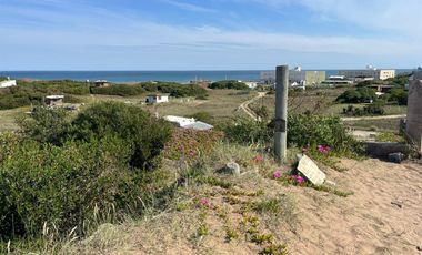 Venta de terreno en Costa Bonita, a metros del mar
