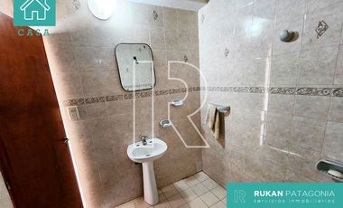 #VentaRUKAN | Casa de 4 Habitaciones | Calle CONSTITUCIÓN | BarrioASTRA| Caleta Olivia.- (APTA CREDITO HIPOTECARIO)