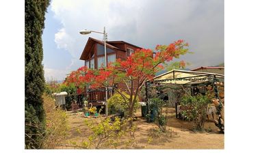 paz y tranquilidad ; casa de madera en totolapan, morelos.