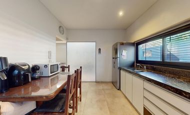 Casa moderna 3 dormitorios parque pileta