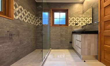 Casa en Venta en La Puntilla - Villarrica