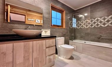 Casa en Venta en La Puntilla - Villarrica