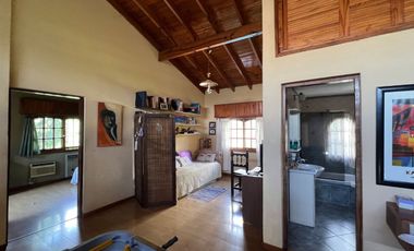 Casa venta Benavidez c/ pileta + depto lote 638 m2