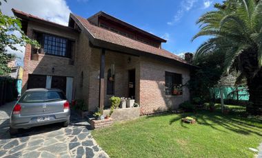 Casa venta Benavidez c/ pileta + depto lote 638 m2