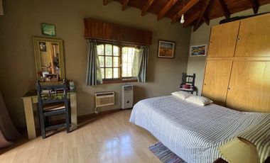Casa venta Benavidez c/ pileta + depto lote 638 m2