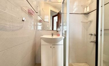 VENTA 2 AMBIENTES EN RETIRO EXCELENTE ESTADO