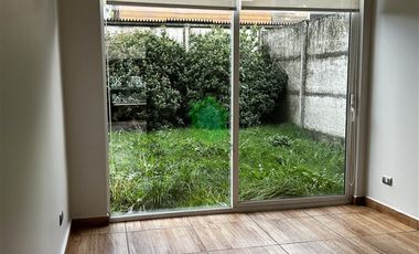 Casa en Arriendo en Zenteno con avenida Francia