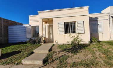 SE ALQUILA CASA BARRIO SERRANIAS PUNTANAS